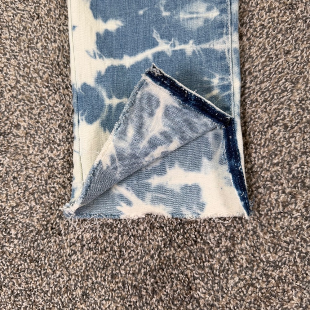 Levis 721 High Rise Skinny Ankle Tie Dye Jeans Blue White Raw Hem Womens 30 - Picture 4 of 13